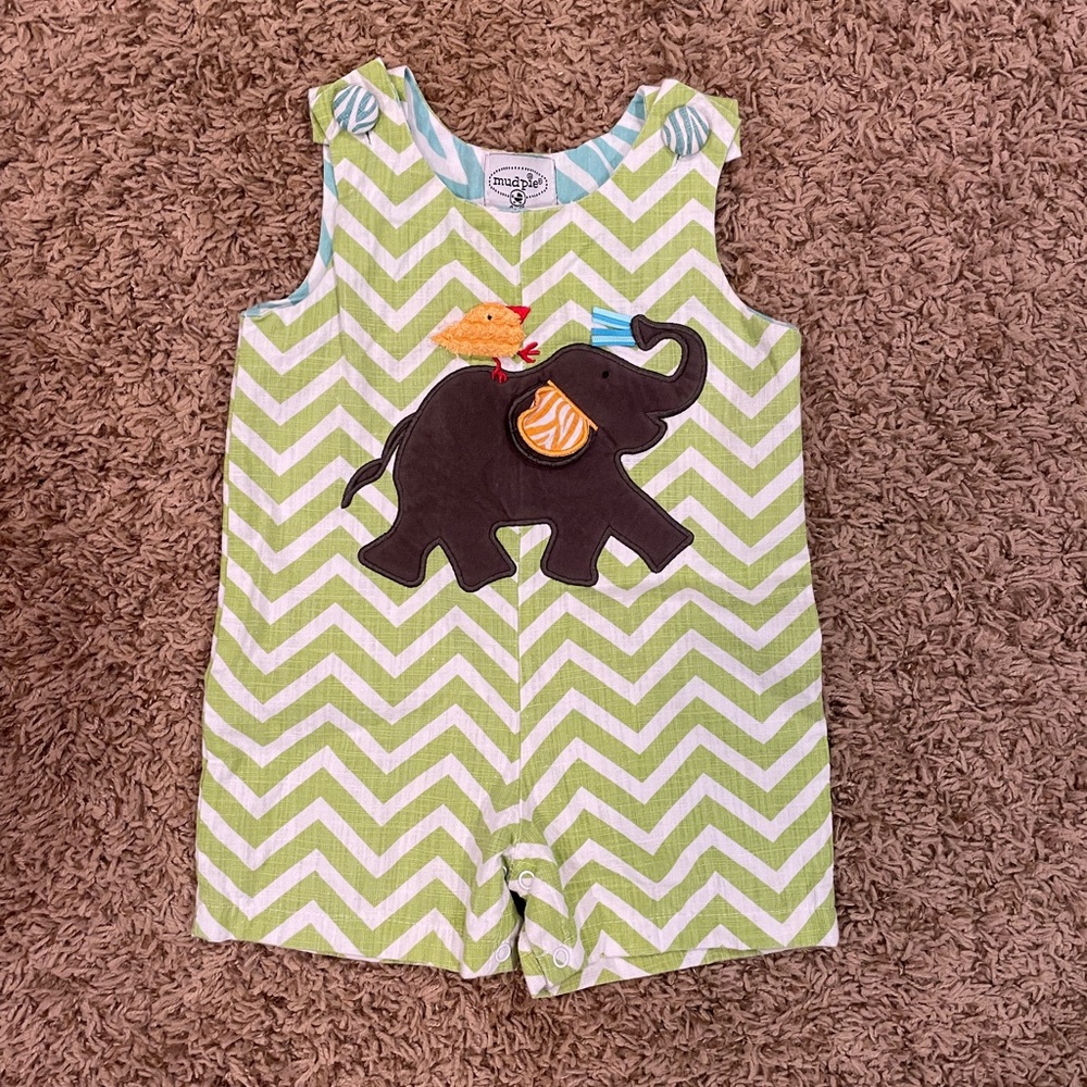 Mud Pie Green Chevron Romper with Elephant Appliqué